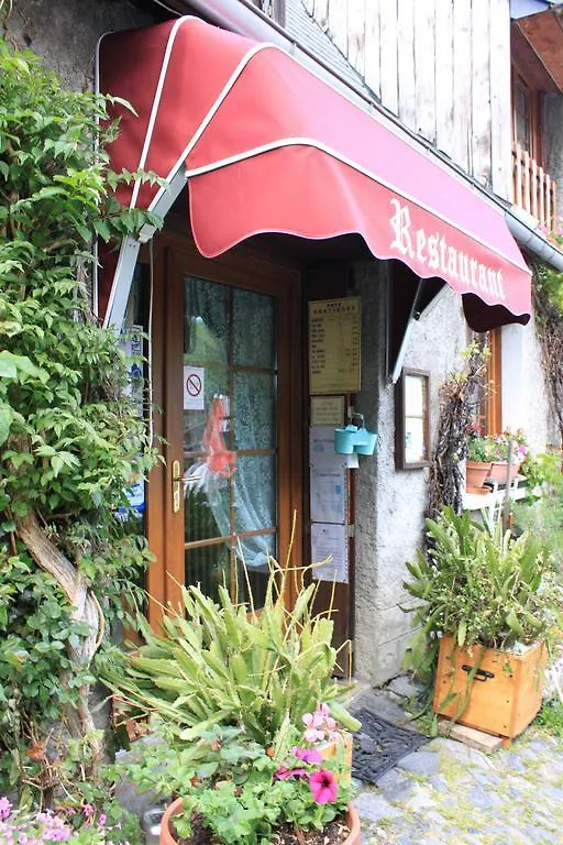 Auberge Des Pyrenees Sainte-Marie-de-Campan Inn