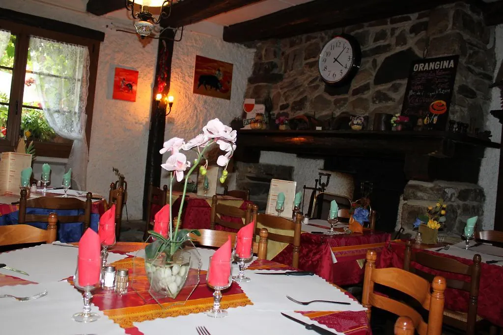 Auberge Des Pyrenees Sainte-Marie-de-Campan Inn