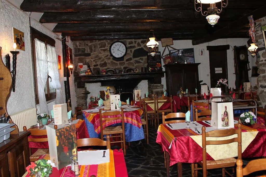 Auberge Des Pyrenees Sainte-Marie-de-Campan Inn