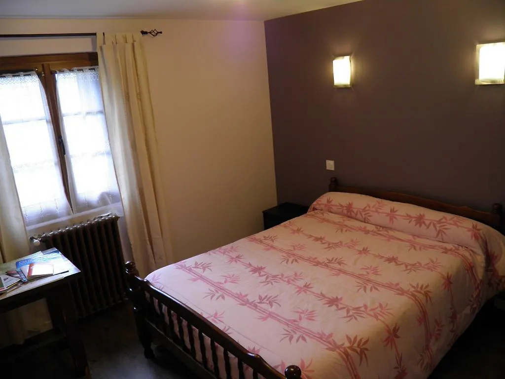 Auberge Des Pyrenees Sainte-Marie-de-Campan Inn
