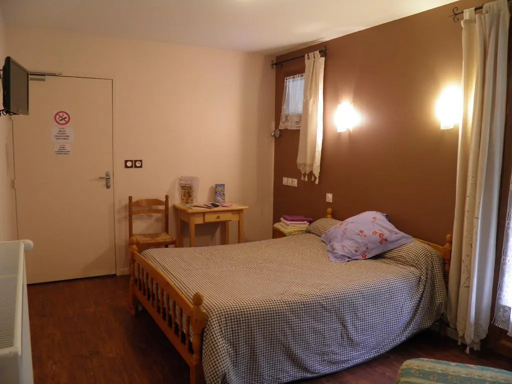Auberge Des Pyrenees Sainte-Marie-de-Campan Inn